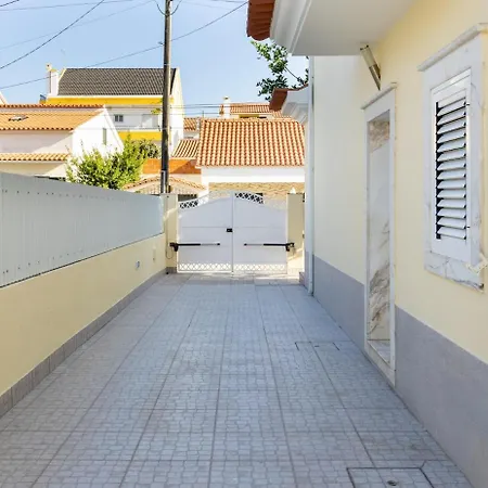 Citrus Residence, Serene Lemon Blossom Dom wakacyjny Quinta do Conde