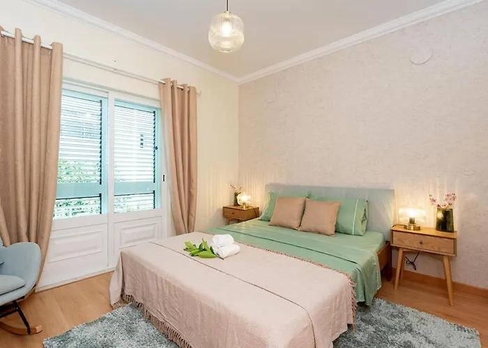 Citrus Residence, Serene Lemon Blossom * Quinta do Conde